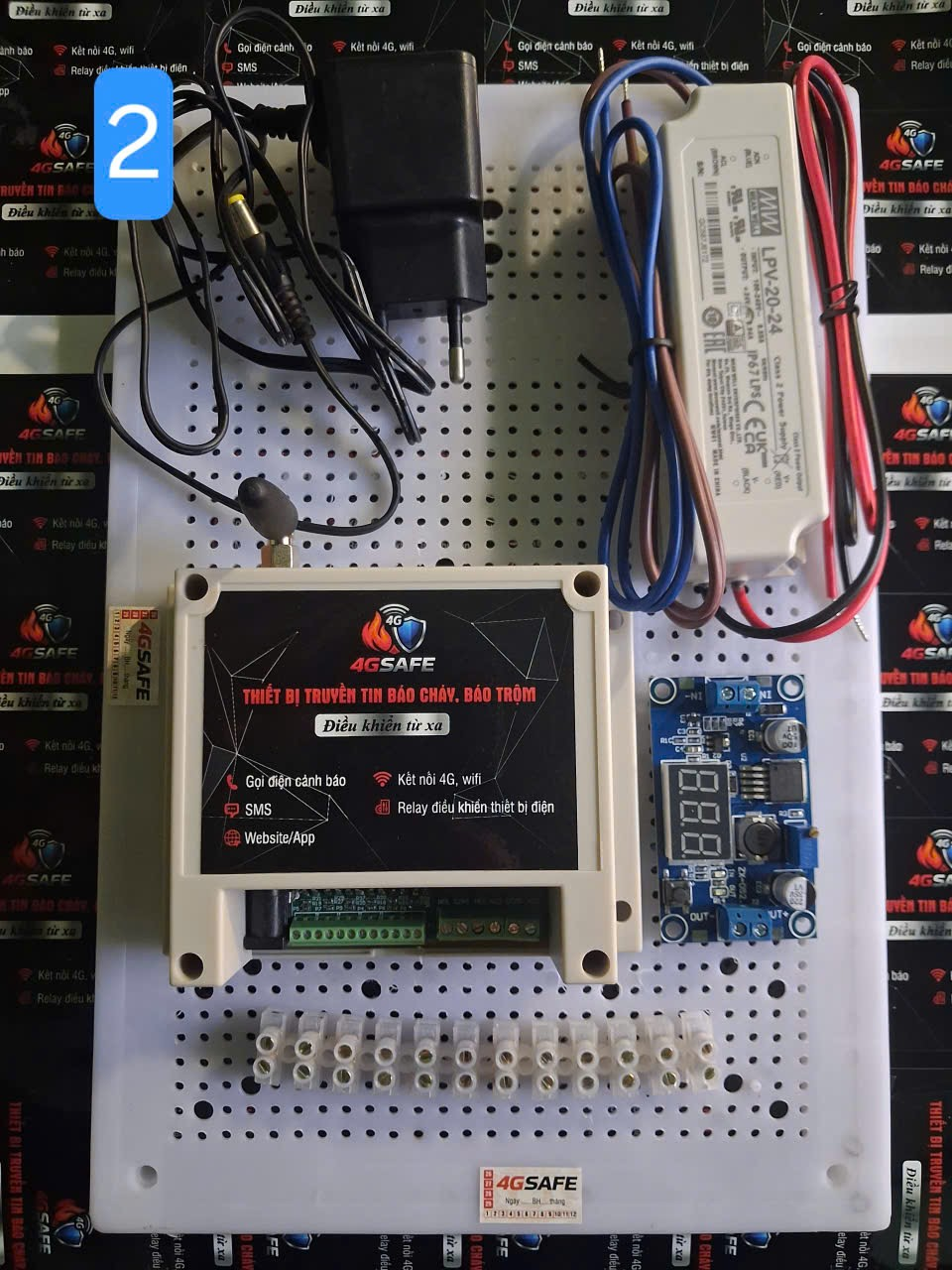 Combo 2 truyền tin báo cháy 4GSAFE kèm nguồn Meanwell LPV-20-24 chống nước và module hạ áp DC-DC hiển thị số